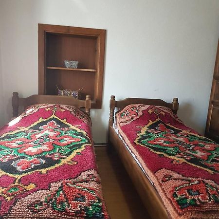 莱什顿 Тодорината Къща酒店 外观 照片